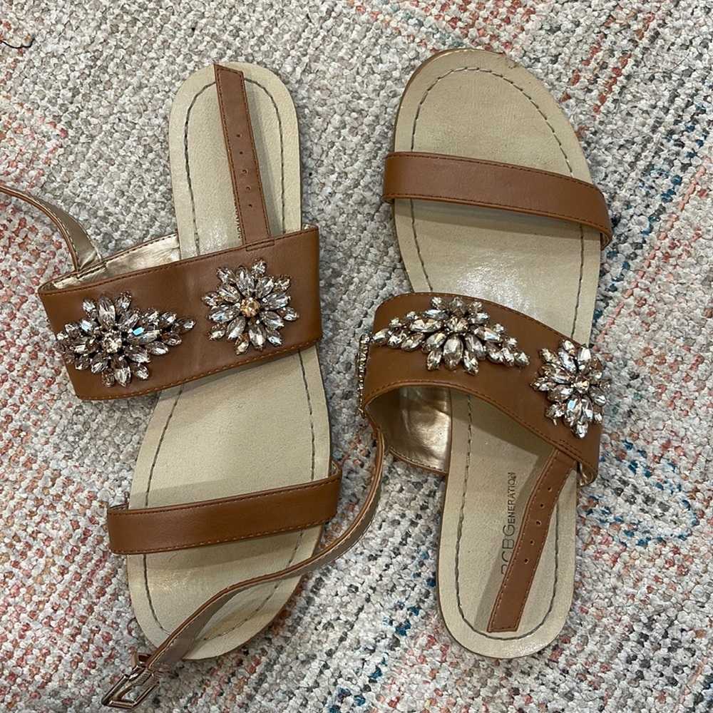 BCBG jeweled strappy sandals size 8